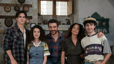 Storia di una Famiglia Perbene